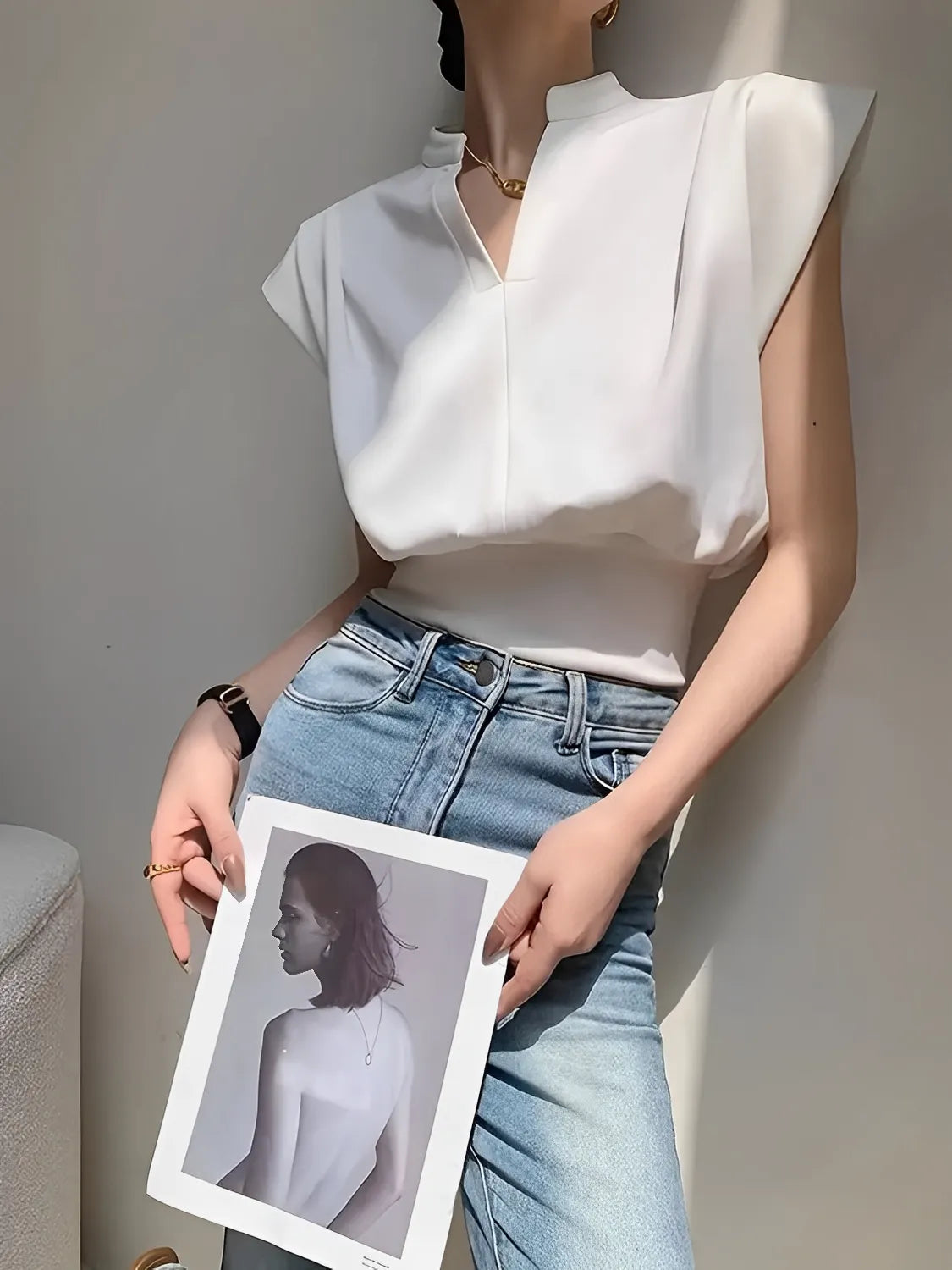 Blusa Feminina Básica com Gola Padre e Decote em V - Veronica