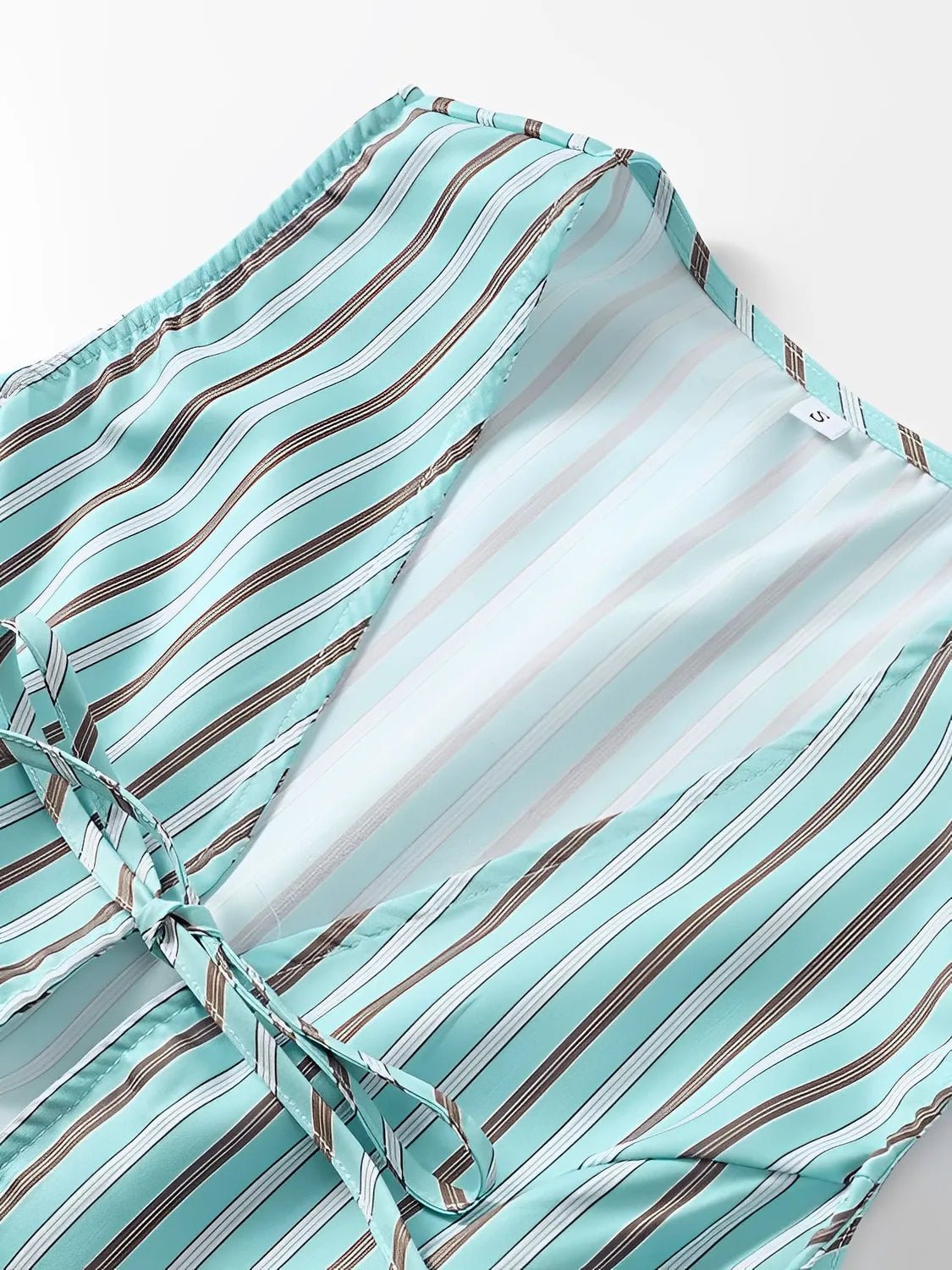 Conjunto Feminino em Tecido Leve com Blusa de Fechamento Frontal e Calça Ajustável - Stephanie