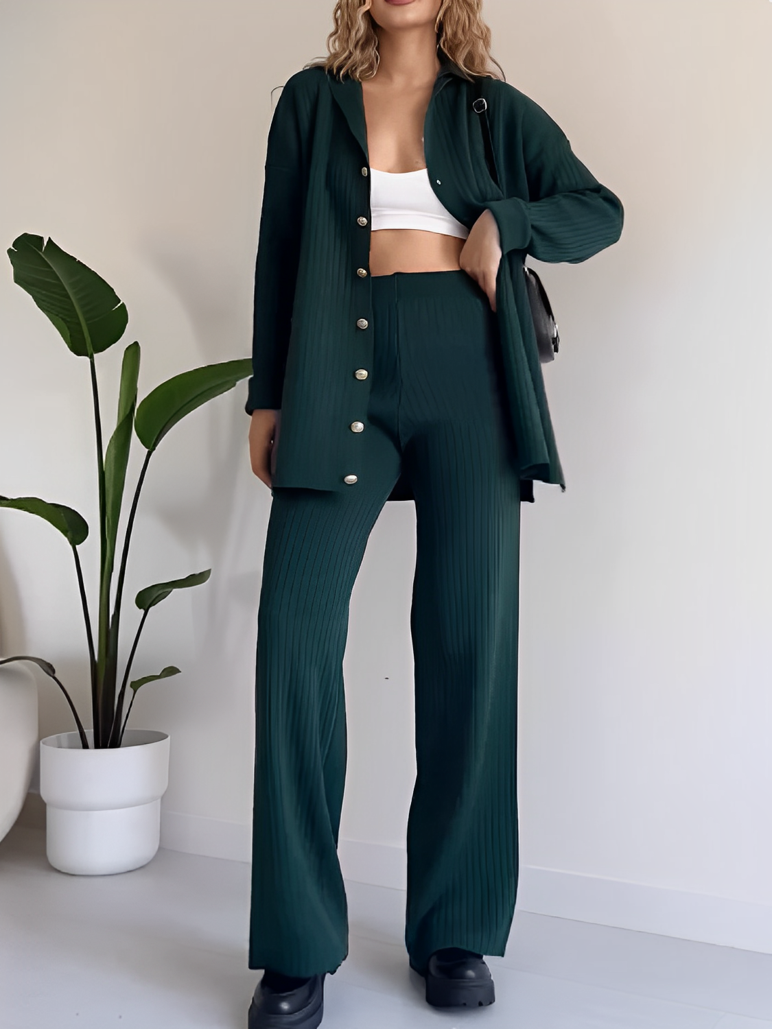 Conjunto Feminino Madeleine – Tricô Canelado com Camisa Alongada e Calça Reta Elegante