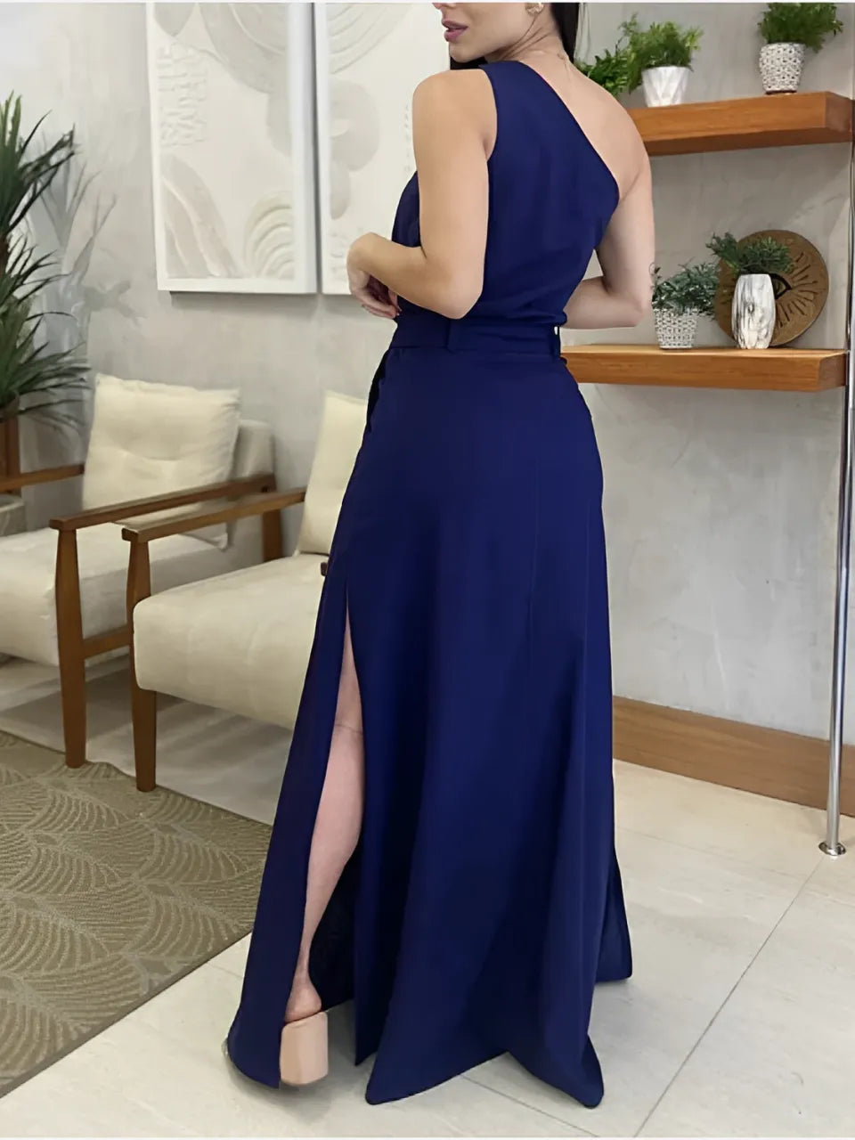 Conjunto Feminino com Blusa de Ombro Único e Saia Longa de Cintura Alta com Amarração e Fenda - Malena
