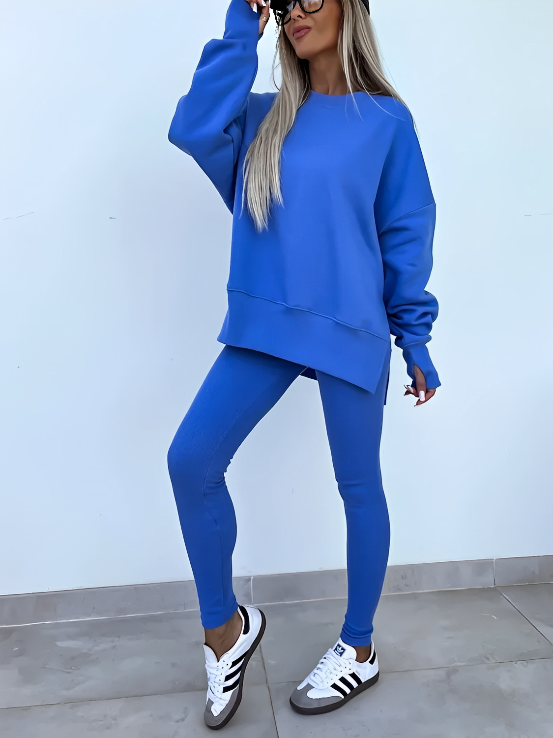 Conjunto Feminino de Moletom Oversized com Suéter Mullet e Calça Legging– Nayra