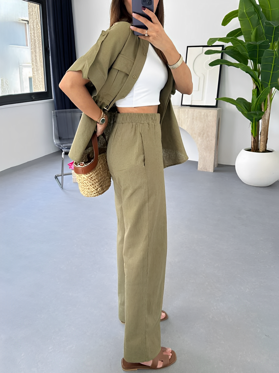 Conjunto Feminino Casual com Camisa de Manga Curta Oversized Ajustável e Calça Wige Leg Cintura Alta - Olga
