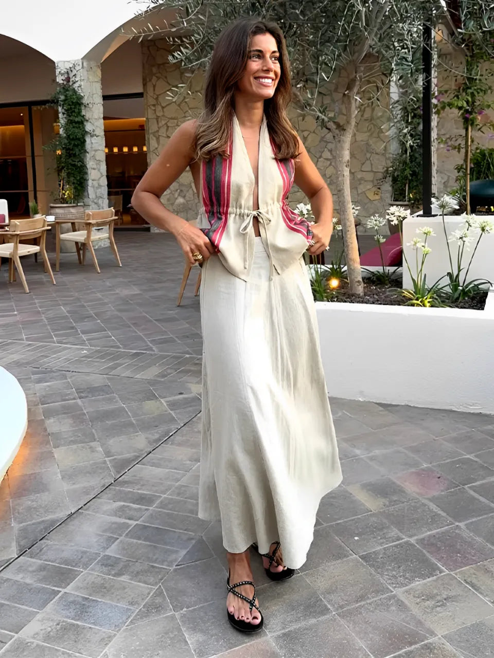 Conjunto Feminino em Linho com Blusa de Amarração Frontal Costas Abertas e Saia Longa Evasê - Isadora