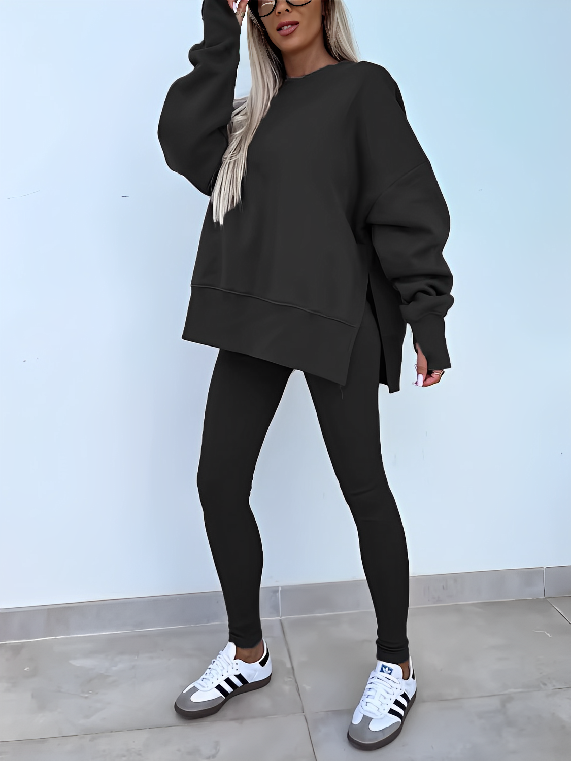 Conjunto Feminino de Moletom Oversized com Suéter Mullet e Calça Legging– Nayra