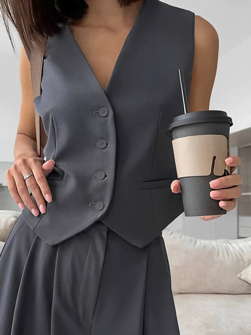 Conjunto Feminino de Alfaiataria com Colete e Calça - Rubia