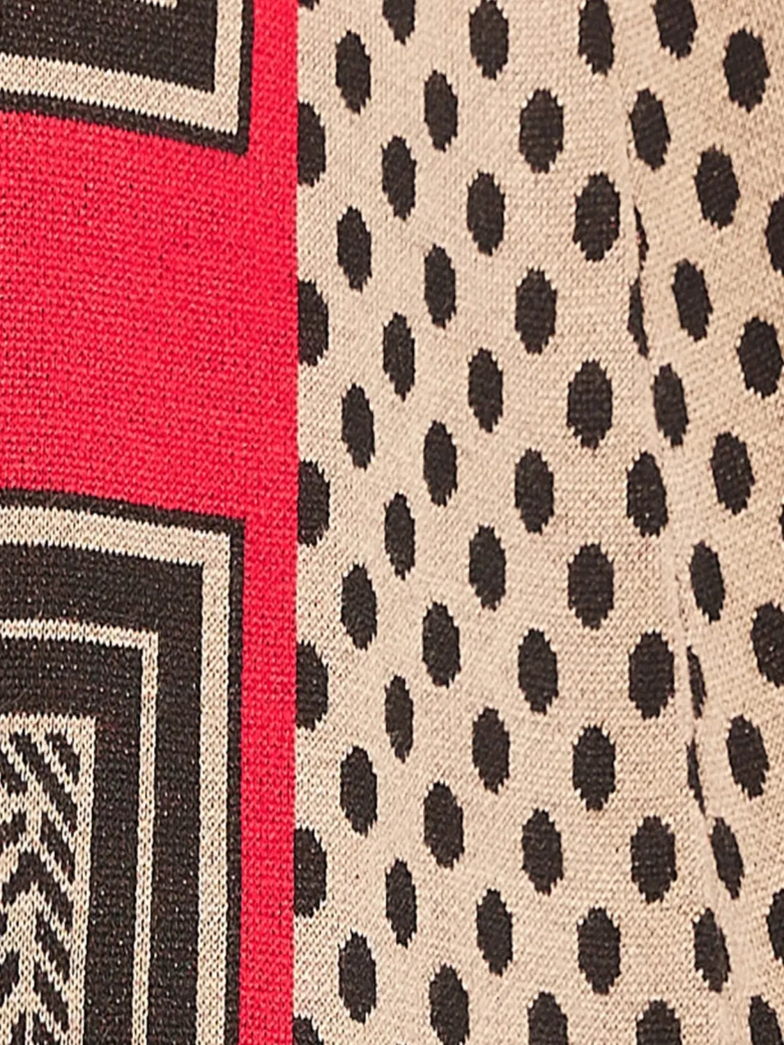 Vestido Feminino Estampado com Decote Canoa e Mangas Longas - Anete