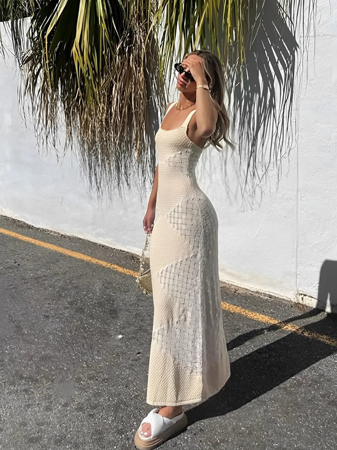 Vestido Feminino Longo Serena – Tricô Vazado com Alças Finas | Moda Verão Elegante