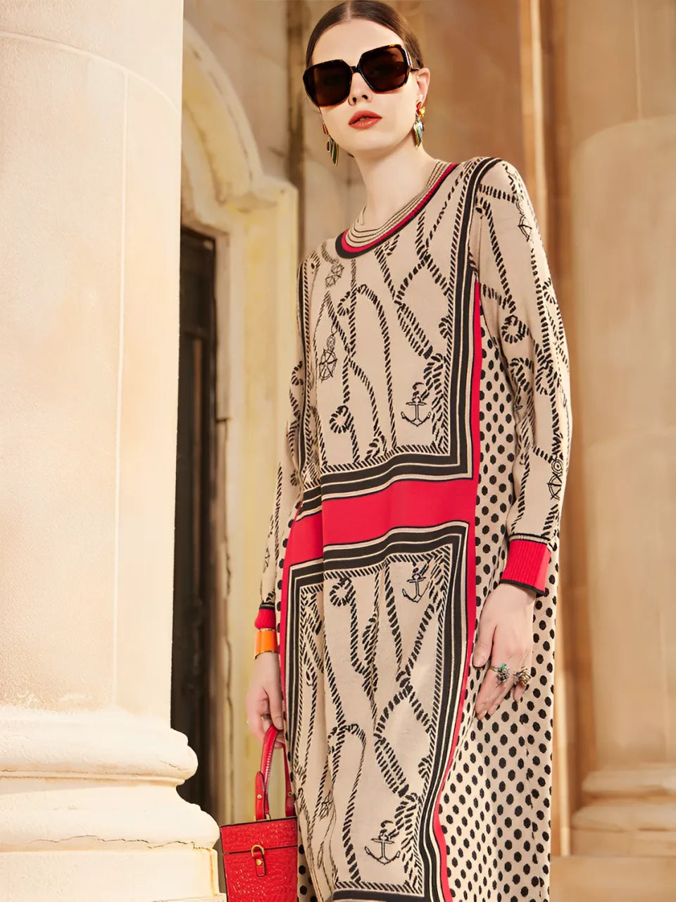 Vestido Feminino Estampado com Decote Canoa e Mangas Longas - Anete