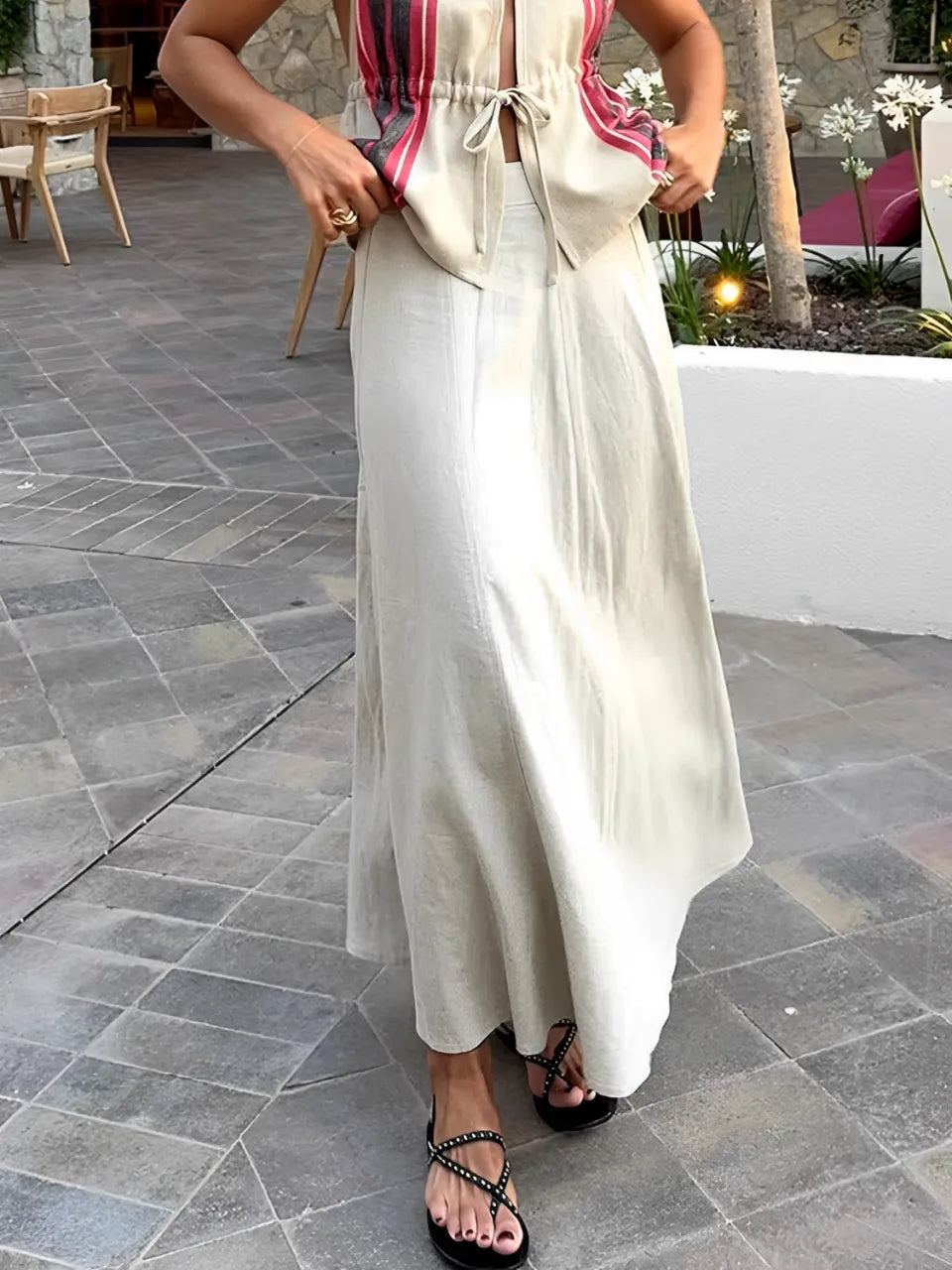 Conjunto Feminino em Linho com Blusa de Amarração Frontal Costas Abertas e Saia Longa Evasê - Isadora
