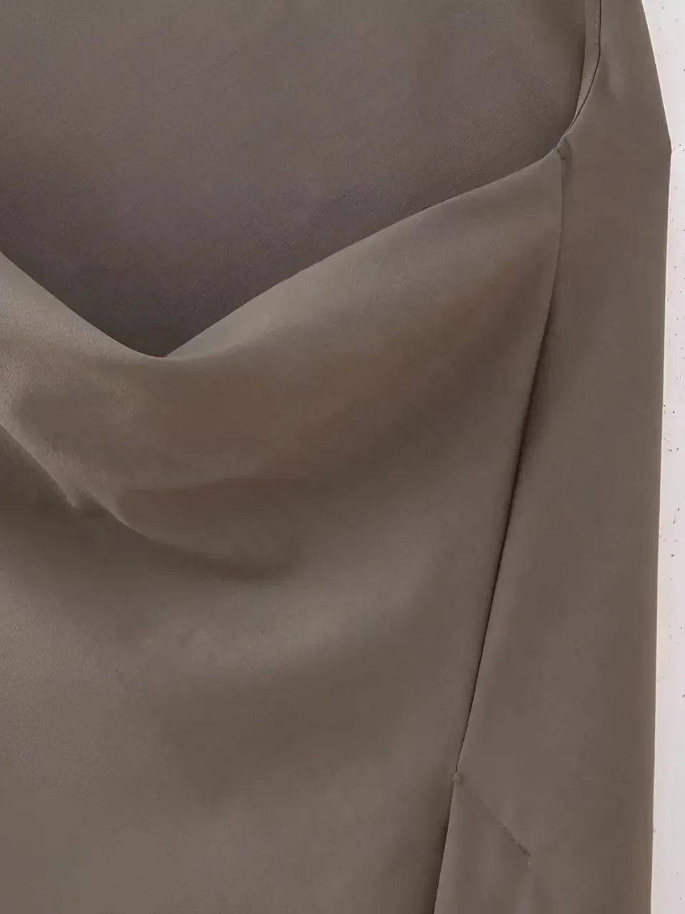 Conjunto Feminino com Blusa Frente Única e Calça Reta Ajustável - Gaia