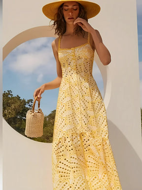 Vestido Feminino Midi de Laise com Babados e Elástico nas Costas - Marina