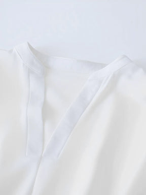 Blusa Feminina Básica com Gola Padre e Decote em V - Veronica