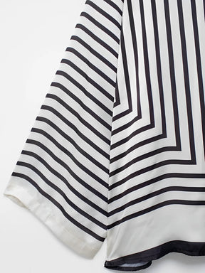 Camisa Feminina Bata Listrada com Manga Flare - Giulia