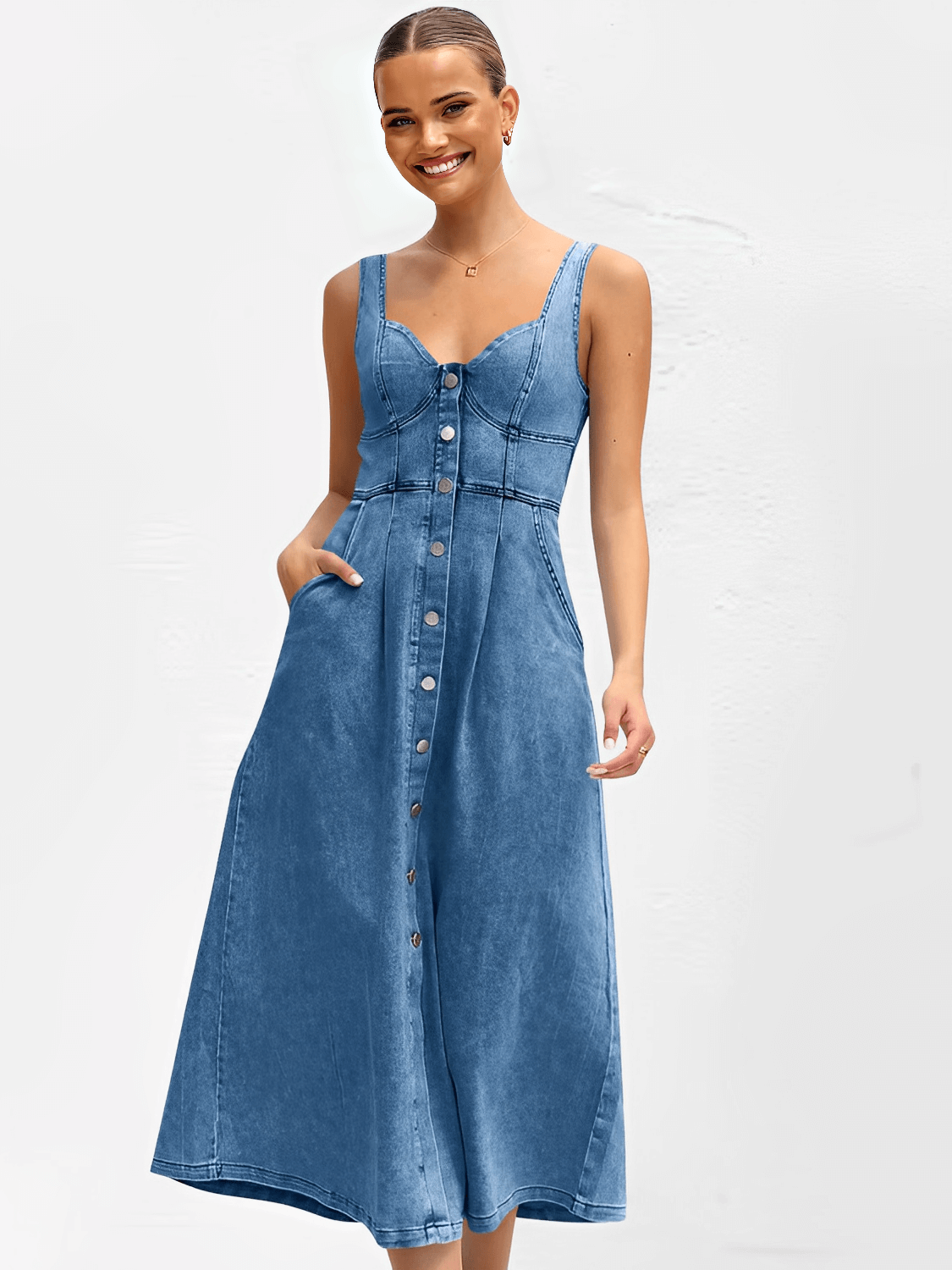 Vestido Feminino Midi Jeans com Decote Coração Botões Frontais e Elástico nas Costas – Pilar
