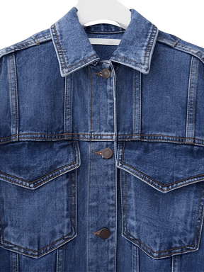 Casaco Feminino Jeans Alongado com Cinto Faixa e Fechamento em Botões – Ariana