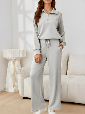 Conjunto Feminino com Suéter Gola Alta Ajustável e Calça Cintura Média com Ajuste de Cordão - Alessandra