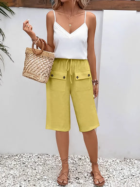 Bermuda Feminina com Bolsos Cargo e Cintura Elástica - Kylie