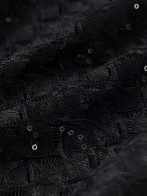 Macacão Feminino de Renda com Lantejoulas Ombreira e Punhos de Plumas e Calça Flare de Veludo - Noir