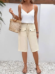 Bermuda Feminina com Bolsos Cargo e Cintura Elástica - Kylie
