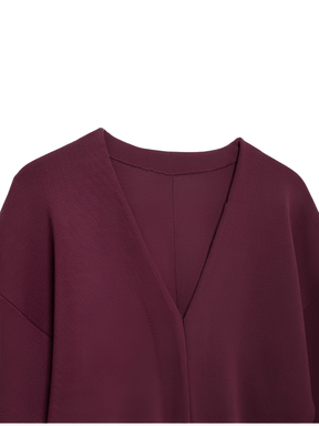 Conjunto Feminino de Tricô com Suéter Gola V e Saia Reta com Cintura Elástica - Viviene
