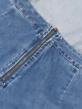 Macacão Feminino Jeans com Babados nos Ombros Amarração e Decote nas Costas - Poliana