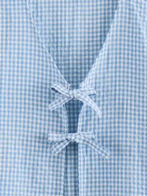 Conjunto Feminino Xadrez com Blusa de Amarração Frontal e Manga Bufante e Short com Cintura Elástica - Cassie