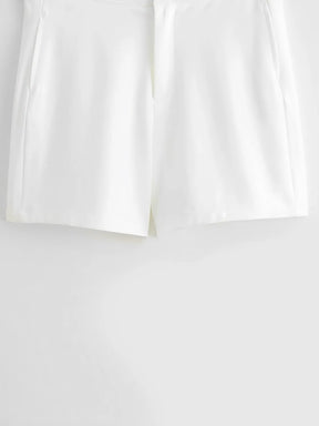 Conjunto Feminino Alfaiataria Blusa com Abotoamento Frontal e Shorts Cintura Alta - Ava
