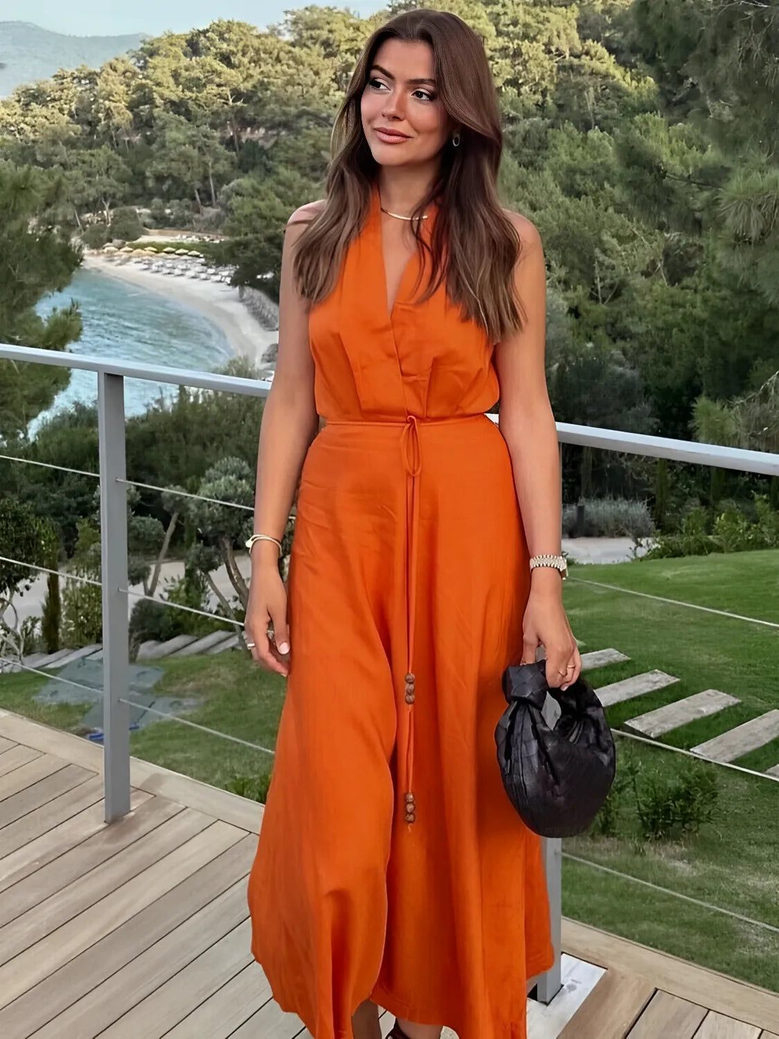 Vestido Feminino Midi com Decote em V e Costas Abertas - Stella