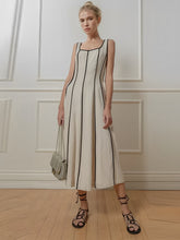 Vestido Feminino Midi com Decote Canoa e Listras em Relevo - Ariadne
