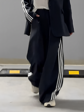 Conjunto Feminino Claire – Blazer Oversized e Calça Pantalona com Listras | Moda Casual Chic
