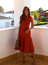 Vestido Feminino Midi Tecido Canelado com Cinto e Modelagem Evasê - Roberta