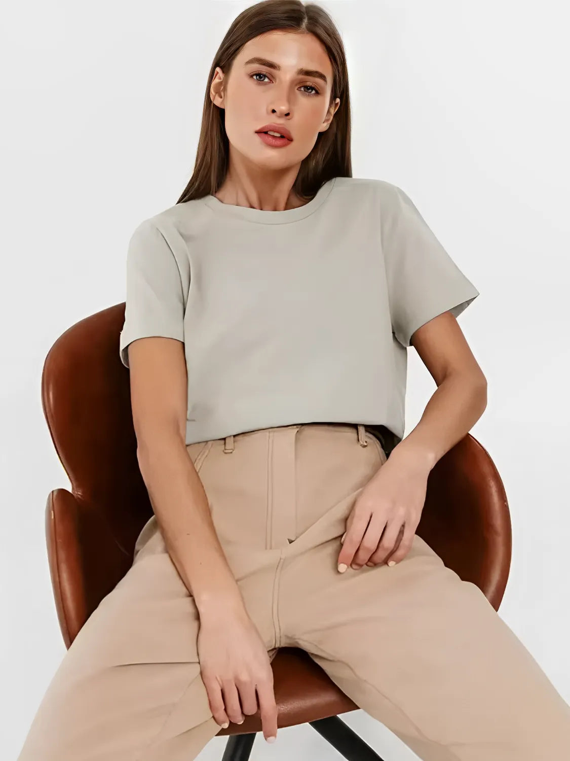Blusa Feminina Básica de Algodão Manga Curta Decote Redondo - Cibele