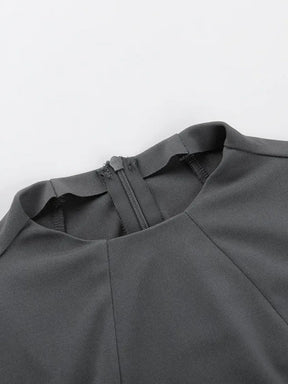 Vestido Feminino Curto de Alfaiataria com Mangas Longas Flare e Bolsos - Paloma