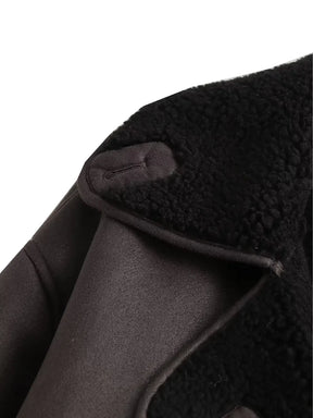 Casaco Feminino Oversized Peluciado em Couro PU com Botões e Bolsos - Giselle