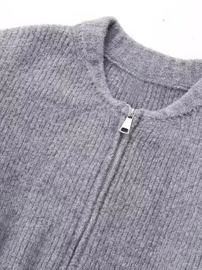 Jaqueta Feminina Bomber Canelada com Zíper e Gola Redonda - Caterine