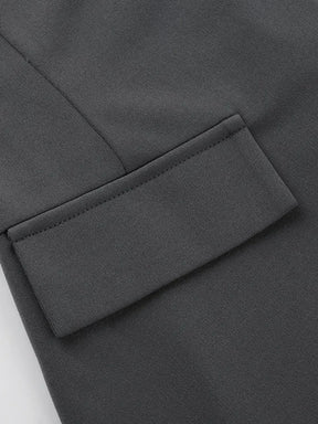 Vestido Feminino Curto de Alfaiataria com Mangas Longas Flare e Bolsos - Paloma