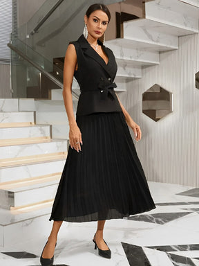 Vestido Feminino Midi de Alfaiataria sem Mangas com Decote V Plissado - Simona