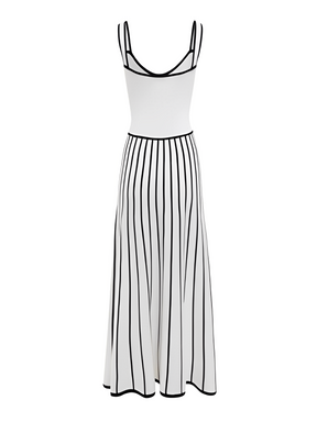 Vestido Feminino Midi Tricô Listrado Modelagem Evasê - Dandara