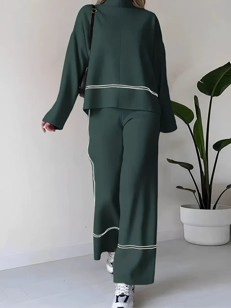 Conjunto Feminino Élise – Tricô com Suéter Mullet Gola Alta e Calça Cintura Alta Confortável