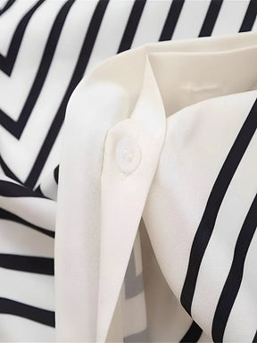 Camisa Feminina Bata Listrada com Manga Flare - Giulia
