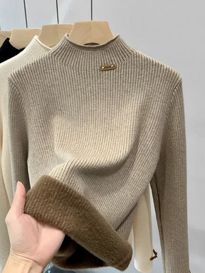 Suéter Feminino Peluciado de Algodão com Gola Alta e Textura Aconchegante - Nancy