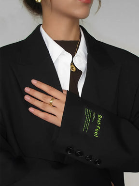 Blazer Feminino Oversized com Colarinho Entalhado e Bolsos Decorativos - Aline
