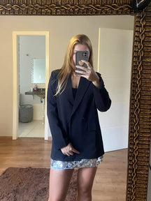 Blazer Feminino com Fechamento em Botões e Fenda nas Costas - Thalia