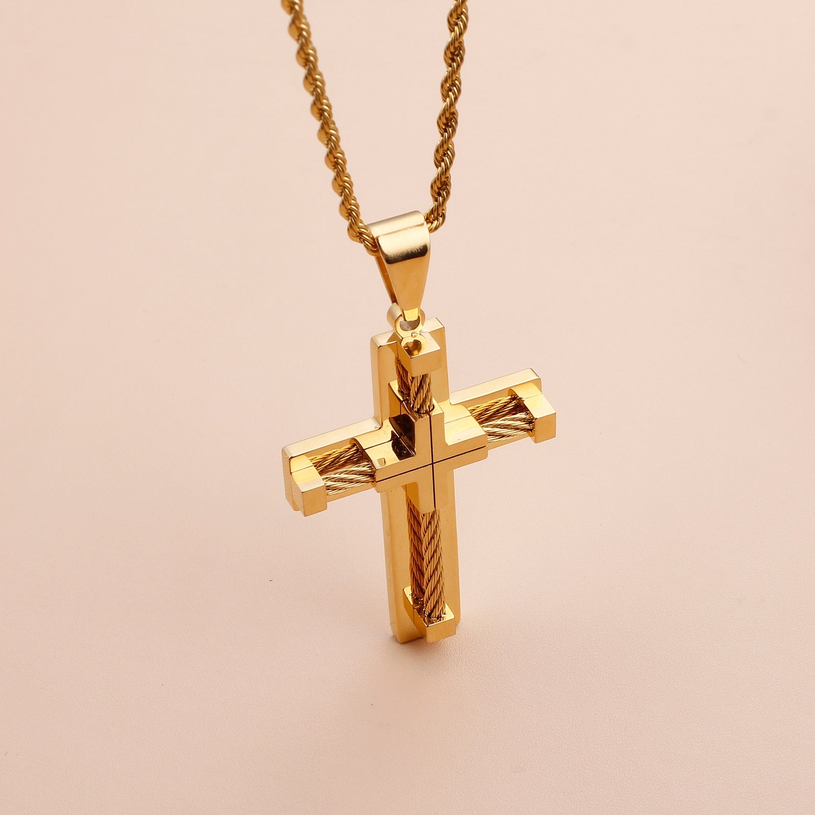 Corrente com Crucifixo Banhado a Ouro 18k - Royal Blink