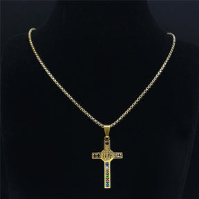 Corrente com Pingente Crucifixo com Pedras