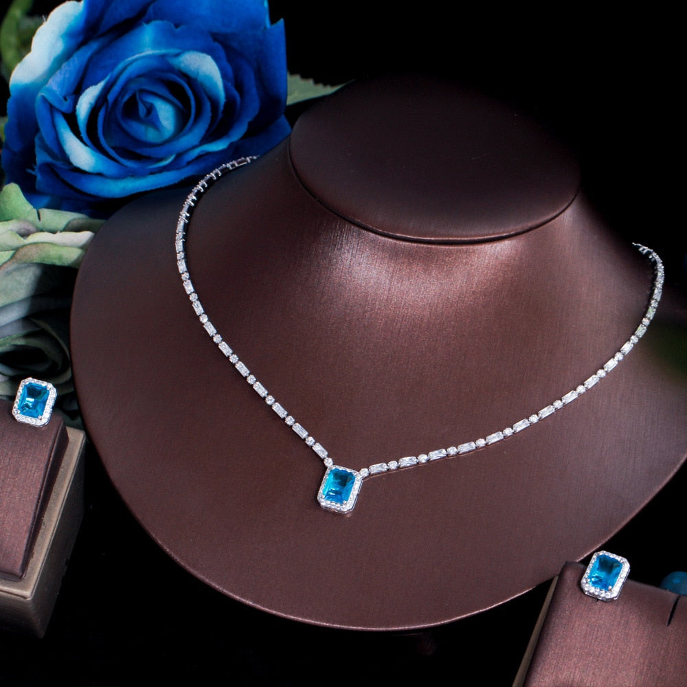 Conjunto Colar e Brinco Delicado com Zircônia Azul