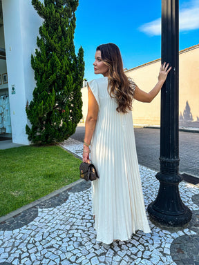 Vestido Feminino Longo Plissado Soltinho com Mangas Curtas - Diana